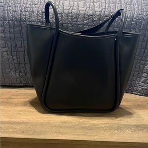 Elegant Black Women's Tote Bag